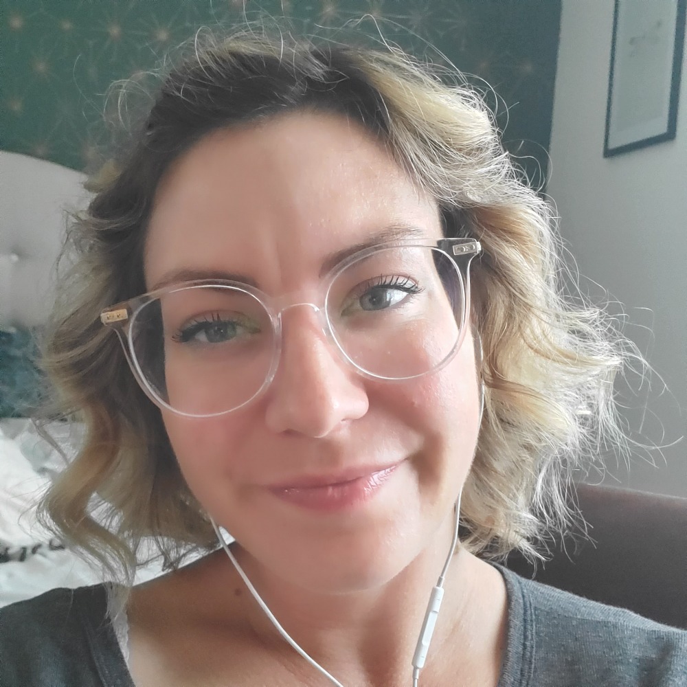 Meet your Posher, Stephanie